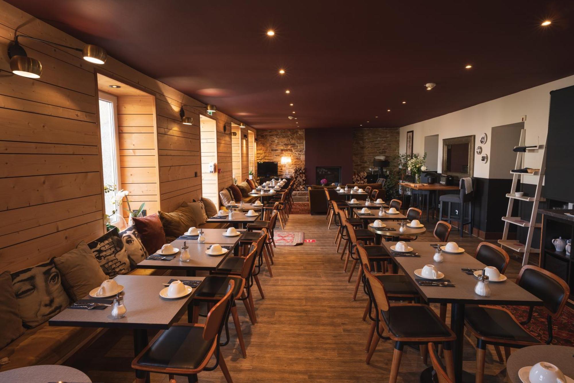 Ty Mad Hotel Ґруа Екстер'єр фото